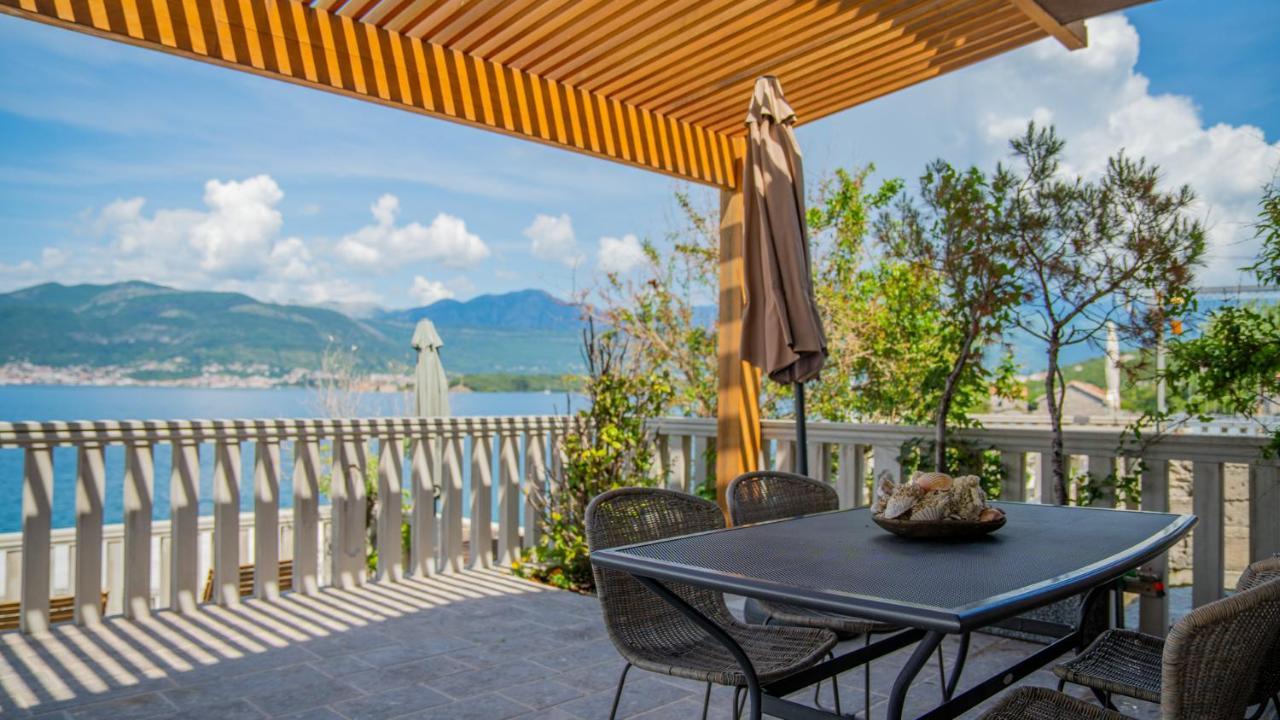 Вилла Family House Bjelila Тиват Экстерьер фото